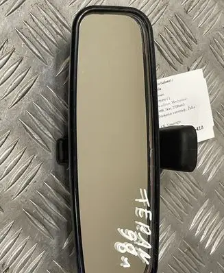 Nissan Terrano Rear view mirror (interior) E9010056
