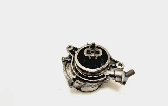 BMW 7 E65 E66 Vacuum pump