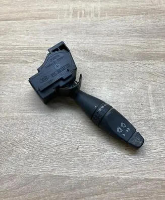 Ford Focus Wiper control stalk 98AG17A553BC