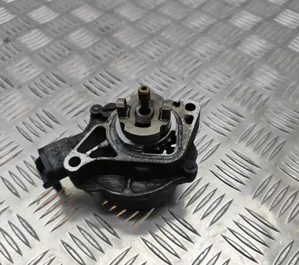 Jaguar XJ X351 Vacuum pump 8W932A451DA