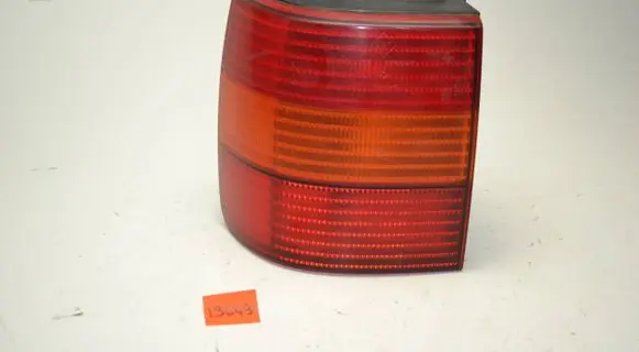 Volkswagen PASSAT B4 Rear/tail lights 3A9945111