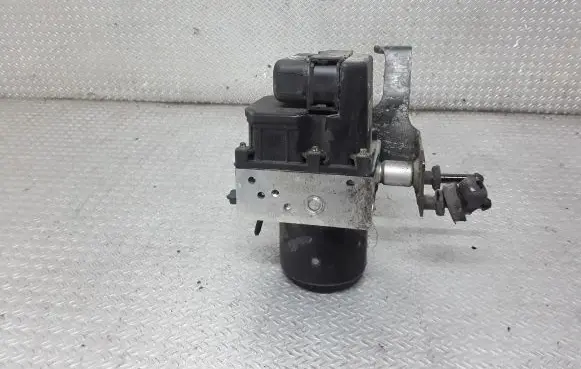 Skoda Fabia Mk1 (6Y) ABS Pump 6Q0614117E 0265222006