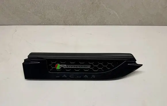 Front arch trim