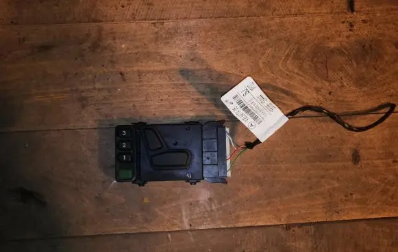 Mercedes-Benz ML W163 Seat control module A1635407405 534444 15361666