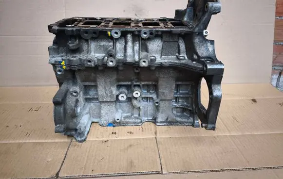 Mini One - Cooper Coupe R56 Engine block N12B16AA V754004580 V753464580