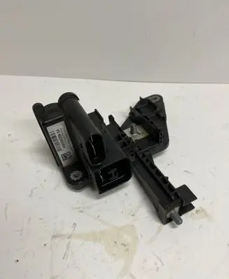 BMW 1 F20 F21 Current control relay 19165000001 13072012 922501404
