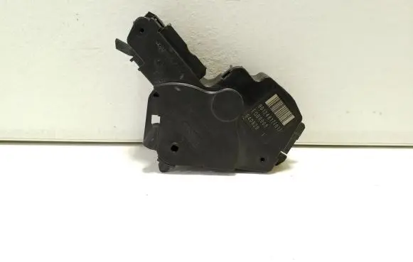 Volvo XC40 Headlight part 90124817 EGB0008