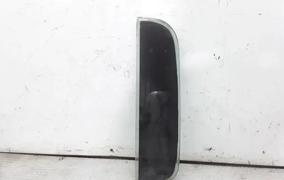 Rear vent window glass