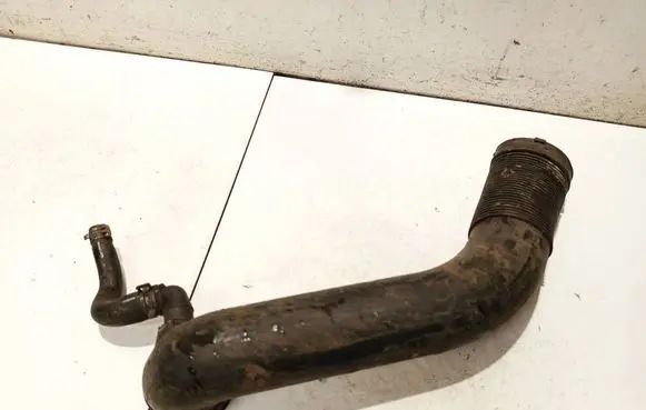 Opel Vectra C Air intake hose/pipe 9178638 50093f