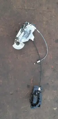 Citroen Berlingo Rear door lock 163441