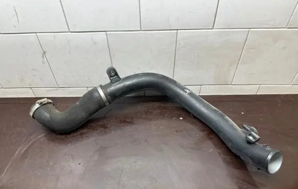Mini Cooper Countryman R60 Intercooler hose/pipe 9804247