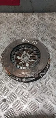 Volkswagen Touran I Pressure plate 03G141025 W113