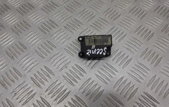 Renault Scenic II - Grand scenic II Central body control module F665243L