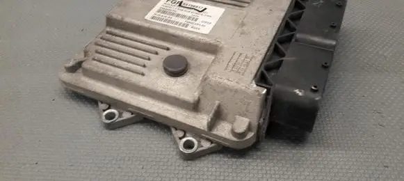 Fiat Punto (188) Engine control unit/module ECU 55195817