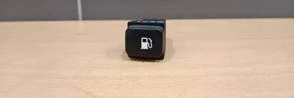 Citroen C4 Grand Picasso Fuel tank opening switch 96530658XT