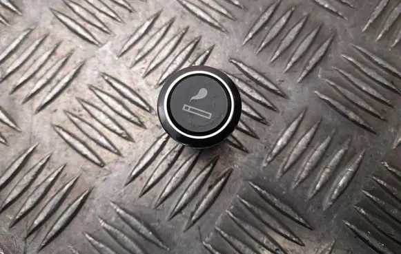 Volvo XC90 Cigarette lighter 31346794