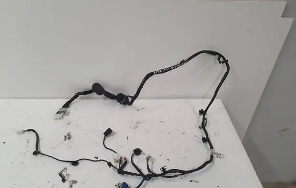 KIA Sportage Tailgate/trunk wiring harness 916853U010
