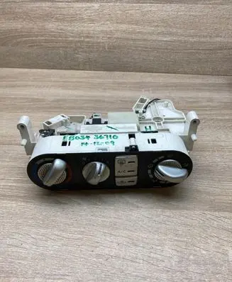 Nissan Navara Climate control unit EB03436710
