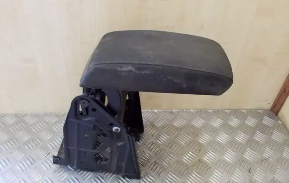 Skoda Octavia Mk2 (1Z) Armrest 1Z0864207