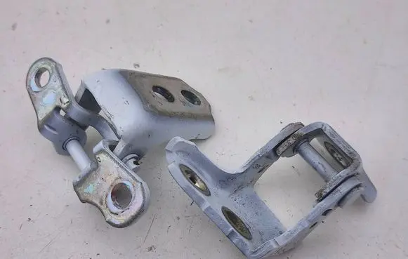 Front door hinge set