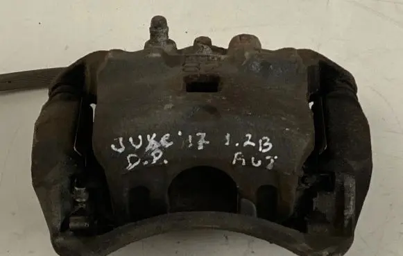 Nissan Juke I F15 Front brake caliper JWKC17123
