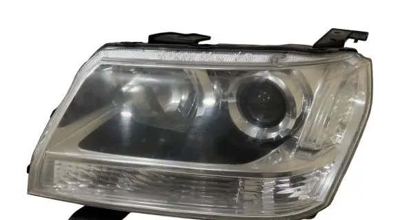Suzuki Grand Vitara II Headlight/headlamp