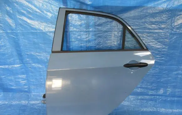 KIA Optima Rear door