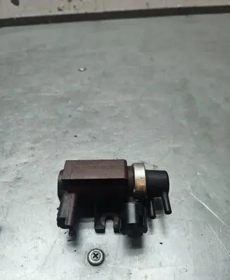 Ford Focus C-MAX Turbo solenoid valve 72832804 9650098380