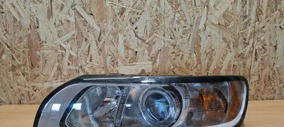 Volvo V50 Headlight/headlamp 31265695