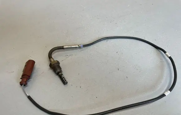 Audi Q5 SQ5 Exhaust gas temperature sensor 057906088M