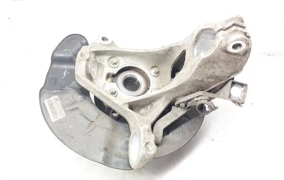 Mercedes-Benz CLA C118 X118 Front wheel hub spindle knuckle A2473320200