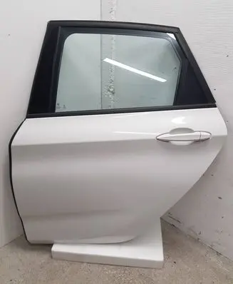 BMW 2 F45 Rear door