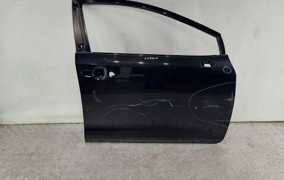 Toyota Corolla E210 E21 Front door 6700102550 6700102540