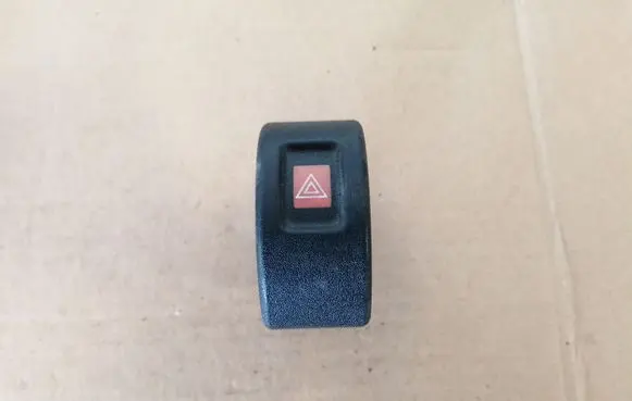 Opel Astra G Hazard light switch 09131728