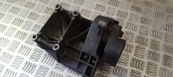 BMW 3 E46 Engine mounting bracket 