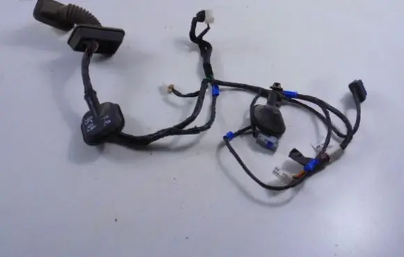 Hyundai i30 Front door wiring loom 91610-2R011