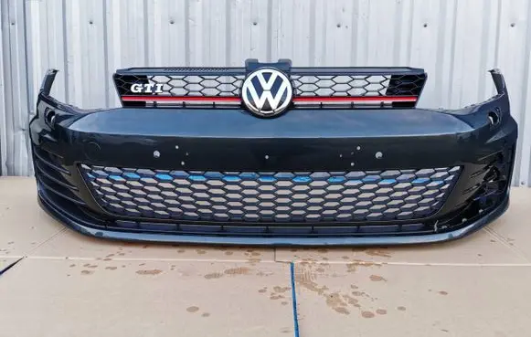 Volkswagen Golf VII Front bumper