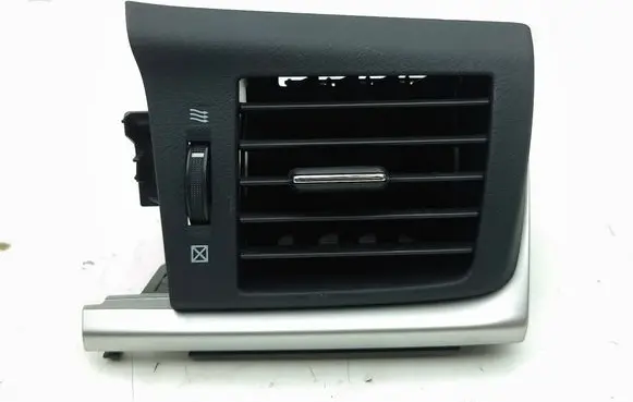 Lexus CT 200H Dashboard side air vent grill/cover trim 5565076020 5566176020 5568676020