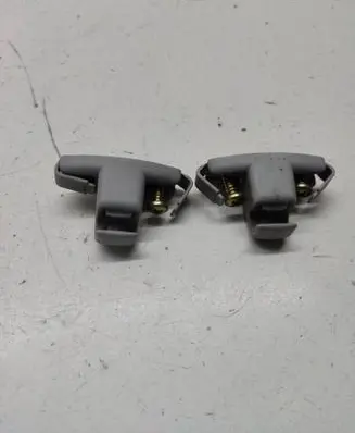 BMW 3 E46 Sun visor clip/hook/bracket 