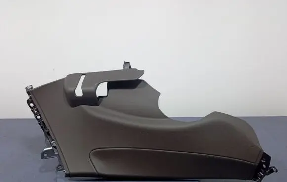 Porsche Panamera (970) Other sill/pillar trim element 971867766D