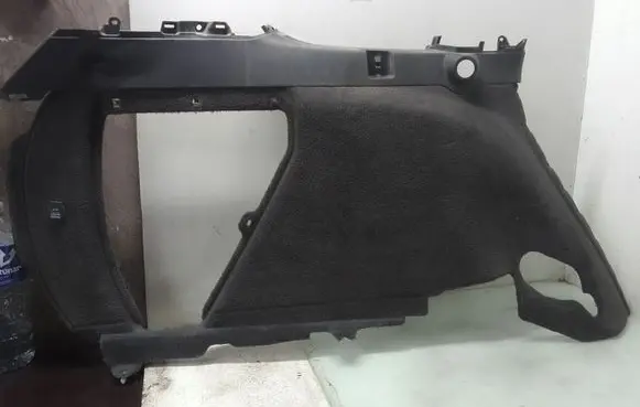 Porsche Cayenne (9PA) Trunk/boot lower side trim panel 7L5867037N