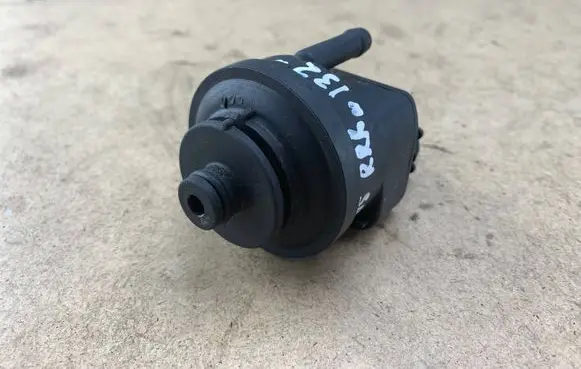 BMW X3 E83 Fuel filter heater 7806684 13327806684 13328512369