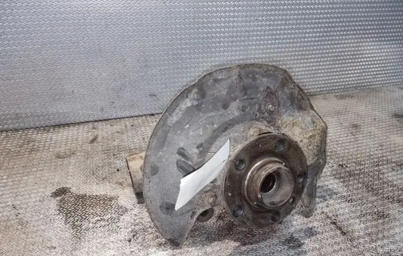 Volkswagen Transporter - Caravelle T5 Front wheel hub spindle knuckle