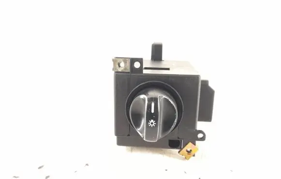 Mercedes-Benz A W168 Light switch 1685450104 A1685450104