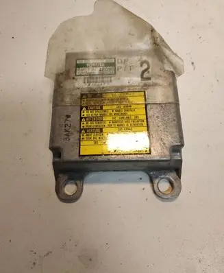 Toyota RAV 4 (XA20) Airbag control unit/module 8917042090