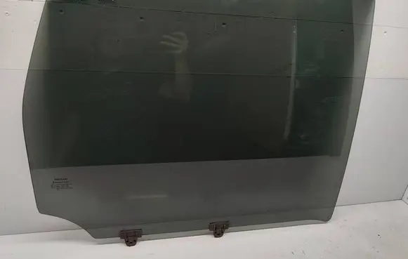 Nissan Note (E11) Rear door window glass 43R001595 AS3M5532DOT682