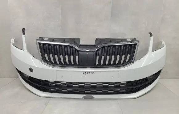 Skoda Octavia Mk3 (5E) Front bumper 5E0807221N