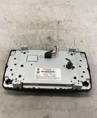 Volkswagen Golf VII Radio/CD/DVD/GPS head unit 5G0919606