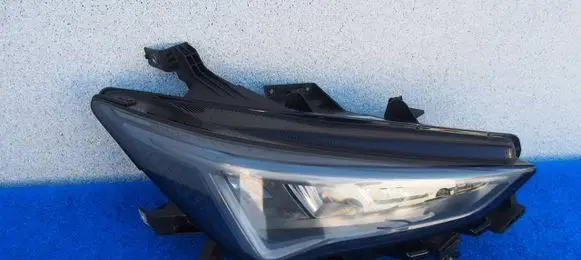 Cupra Born Headlight/headlamp 10F941008H