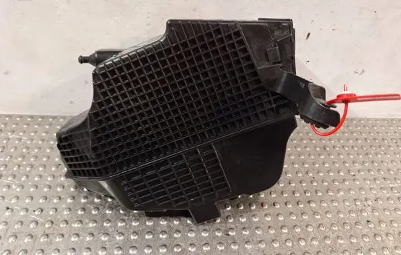Dacia Dokker Air filter box S25062201 8201173592